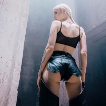 Leather shorts with high waistband and buttocks, PU leather bottom, elastic tight and sexy hot pants HY817